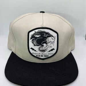 Rebel 8 Two-Tone Black and Cream Hat